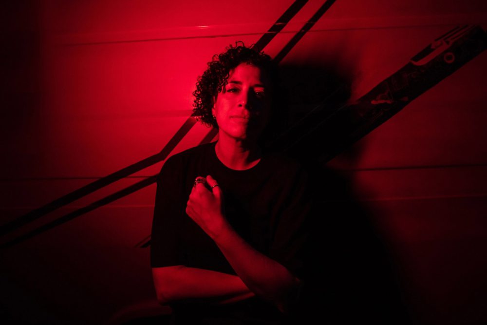 Niki-Sadeki-Facebook